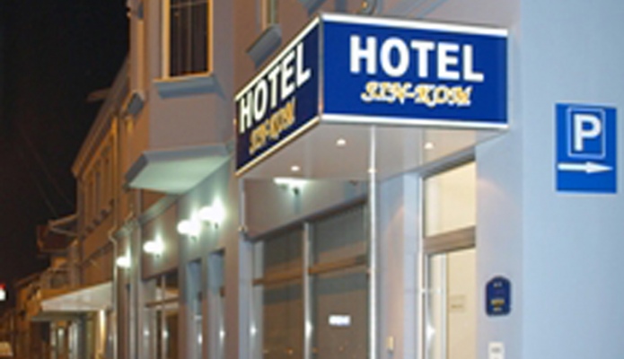 Enterance to the Hotel